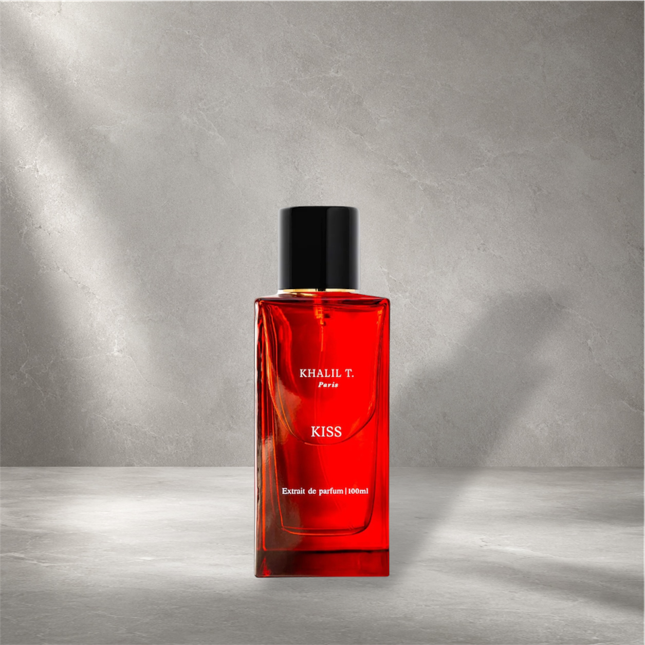 Flacon 100ml de Kiss par Khalil t, parfum florale fruitée