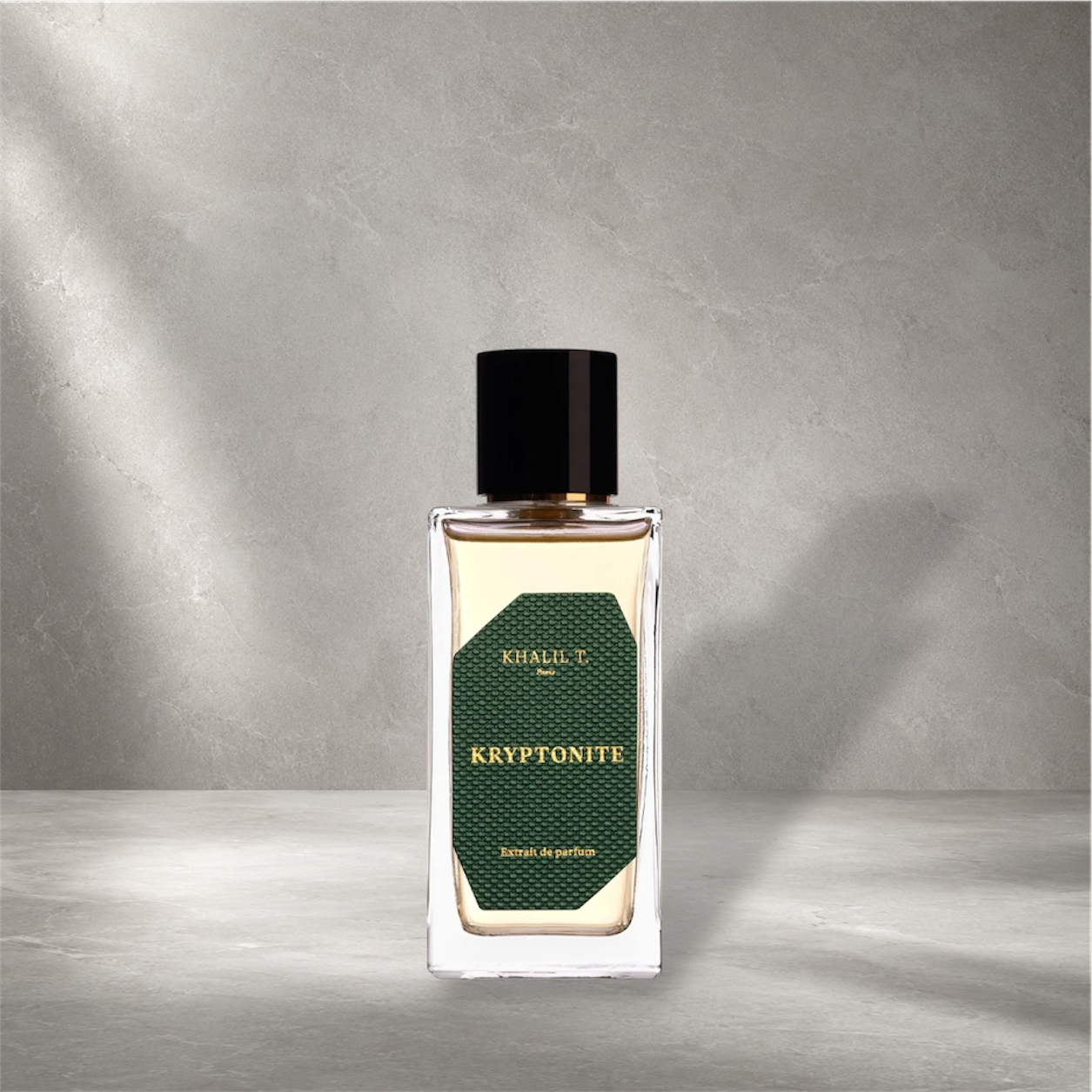 Flacon 100ml de Kryptonite par Khalil t, parfum boisée musquée